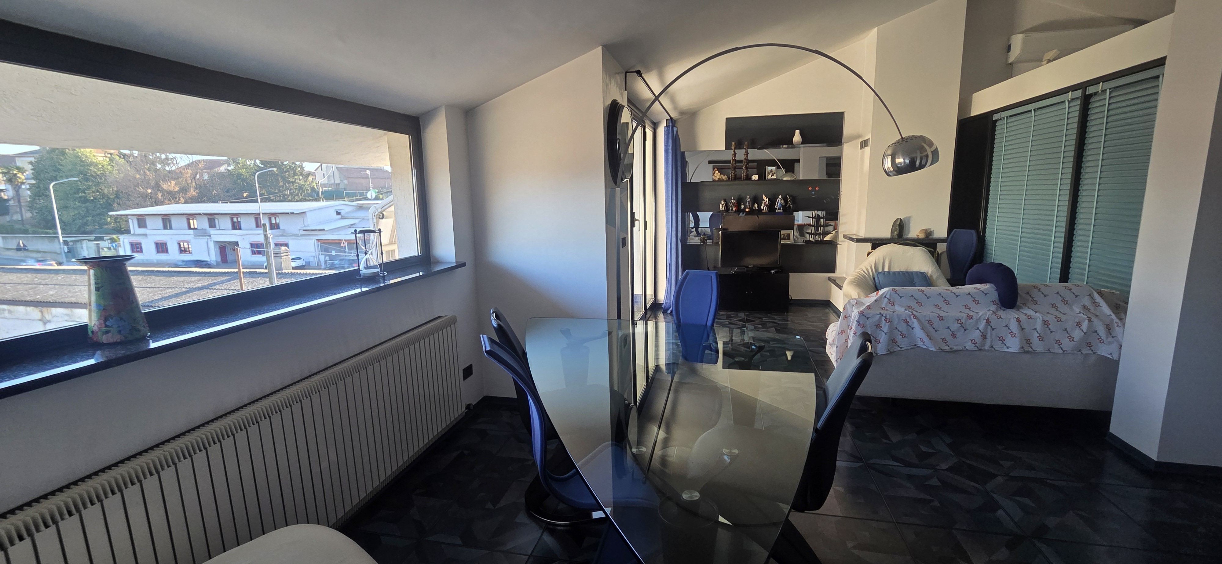 Villa bifamiliare in Vendita Cuorgnè