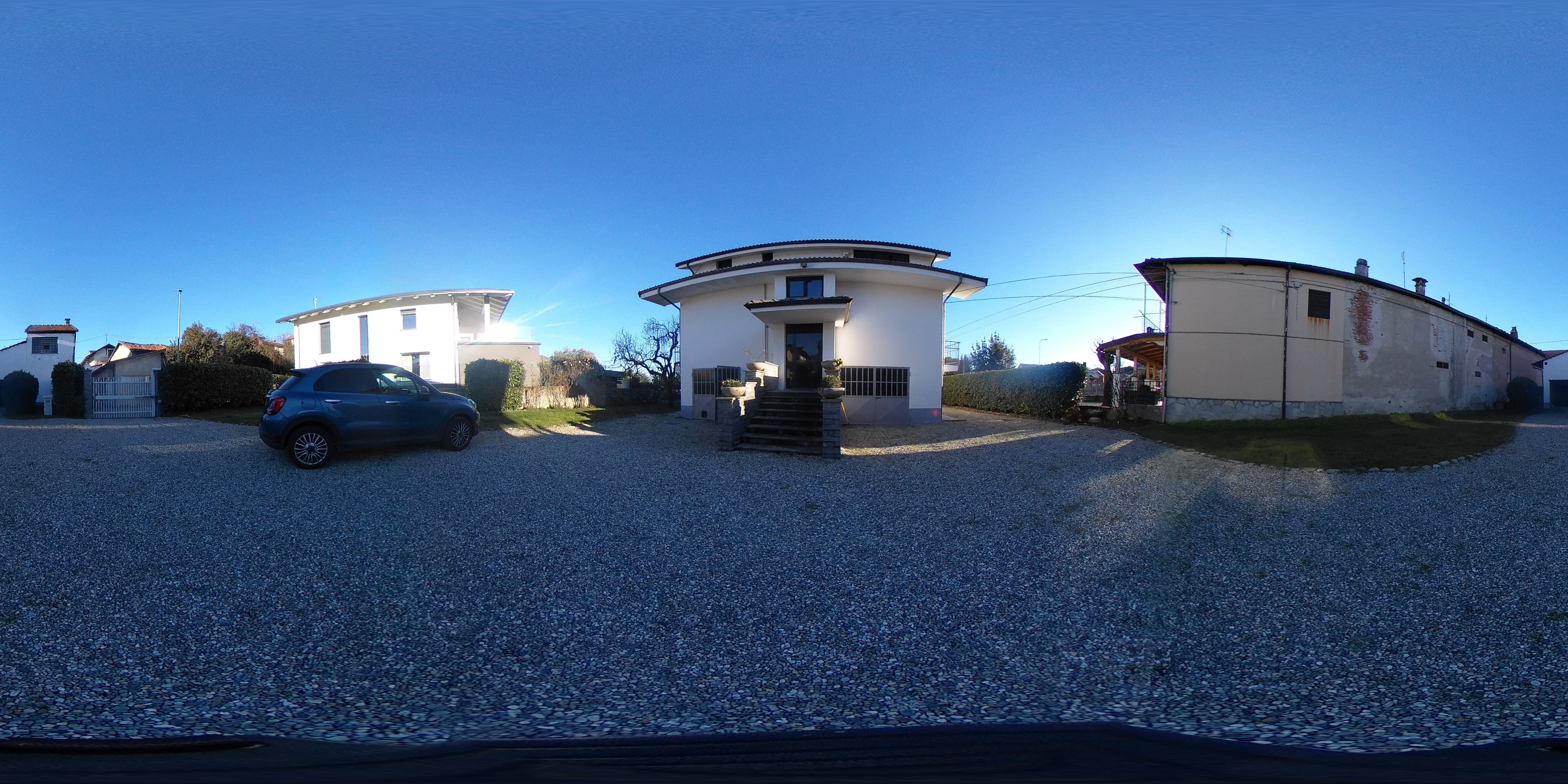 Villa bifamiliare in Vendita Cuorgnè