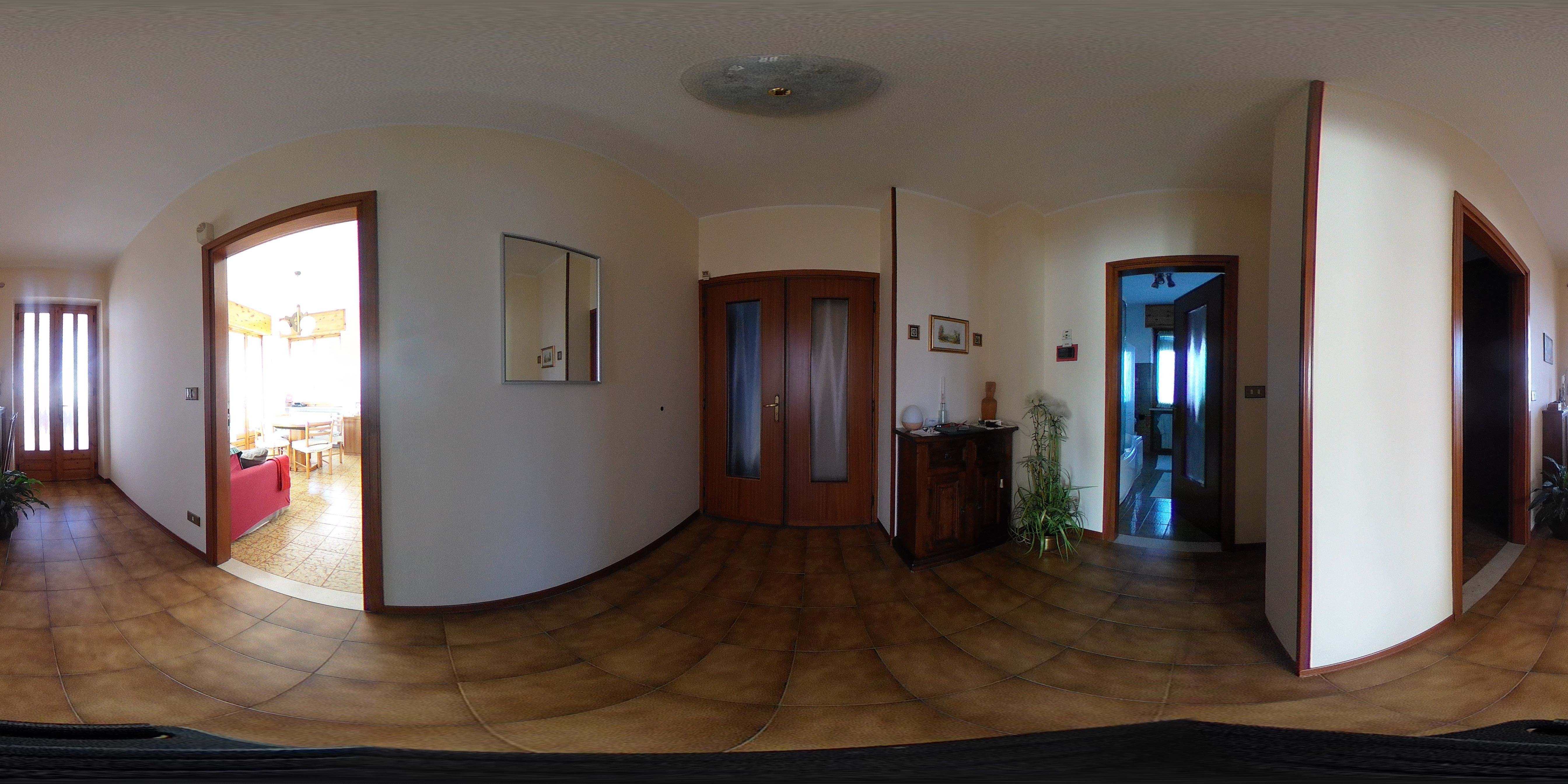 Villa bifamiliare in Vendita Cuorgnè