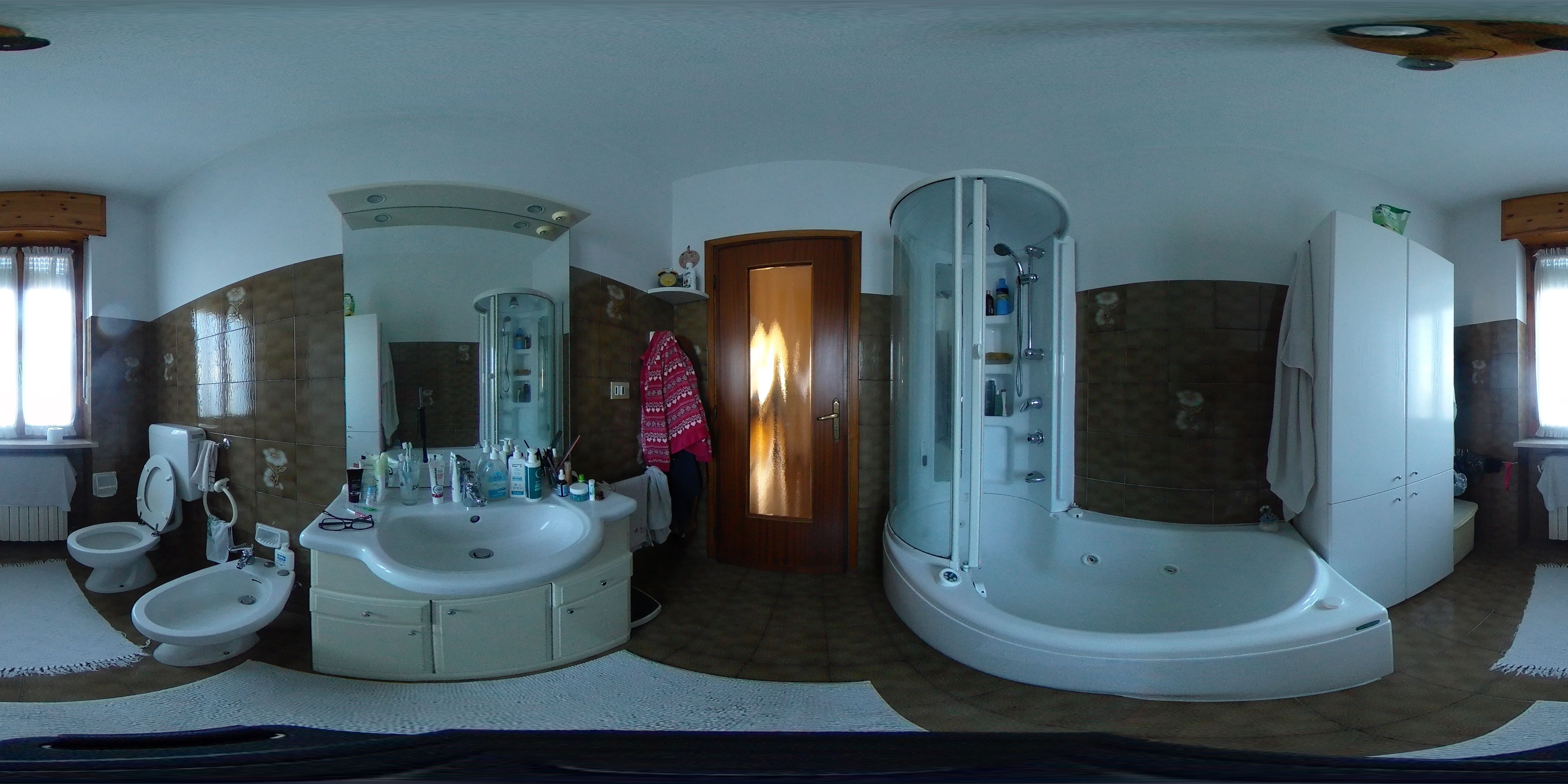 Villa bifamiliare in Vendita Cuorgnè